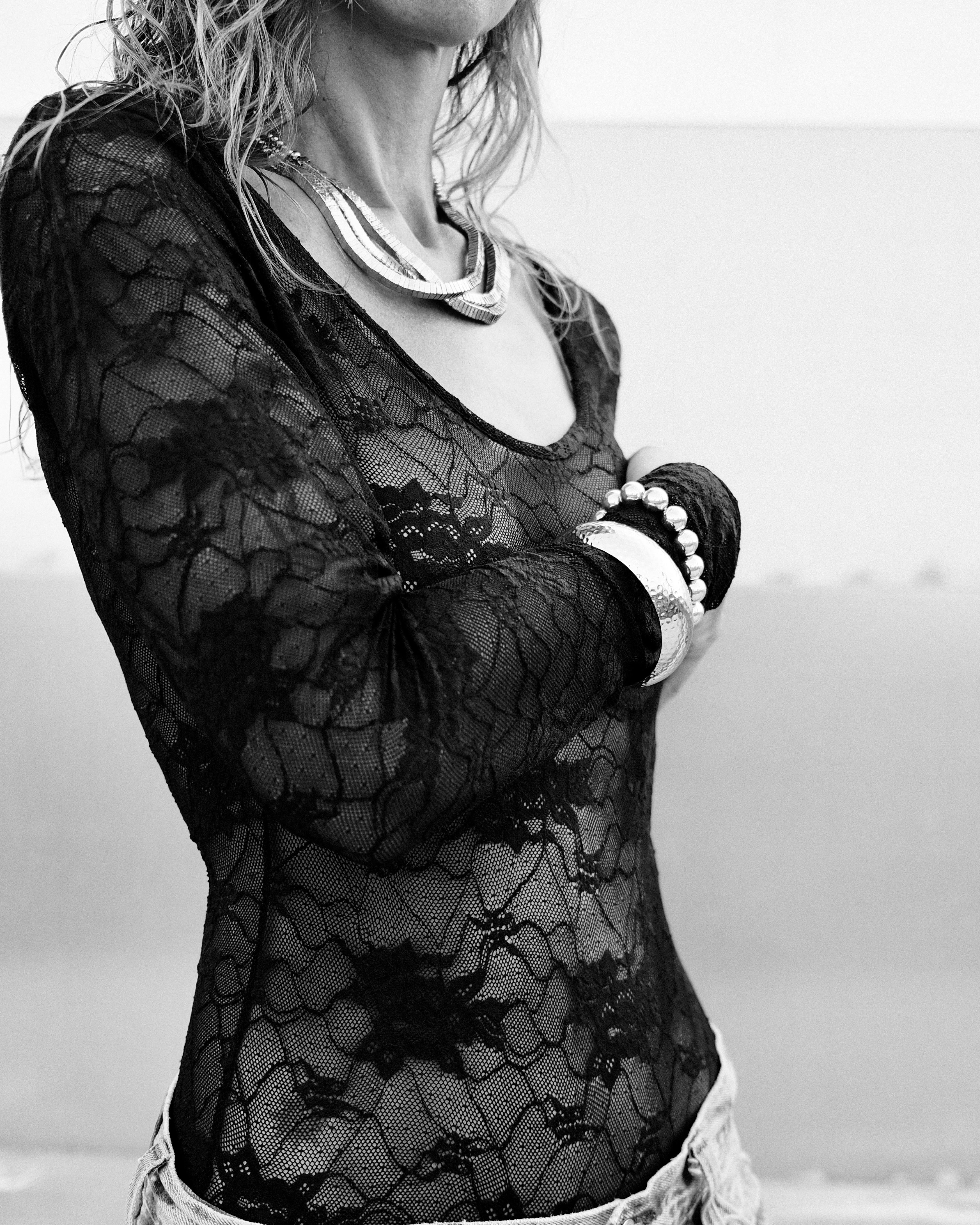 BODY_NOIR_DENTELLE_MANCHES_LONGUES_BUSTE